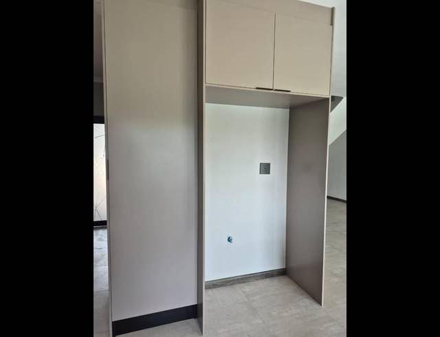 3 BEDROOM PROPERTY TO RENT IN BRYANSTON